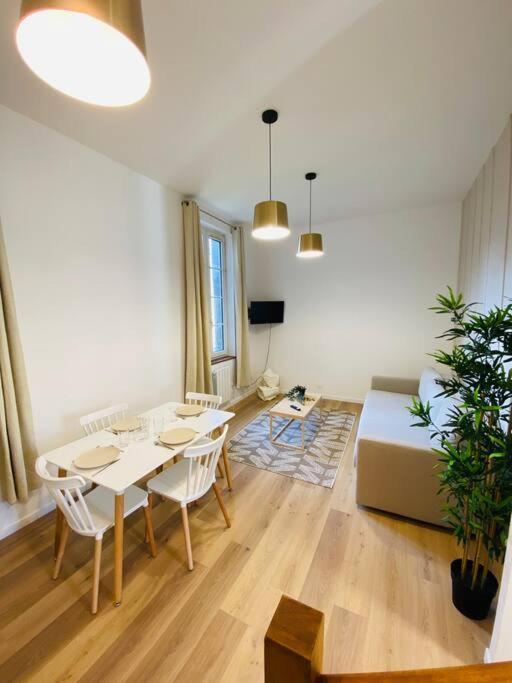 Les Deux Anges Apartment รูออง ภายนอก รูปภาพ